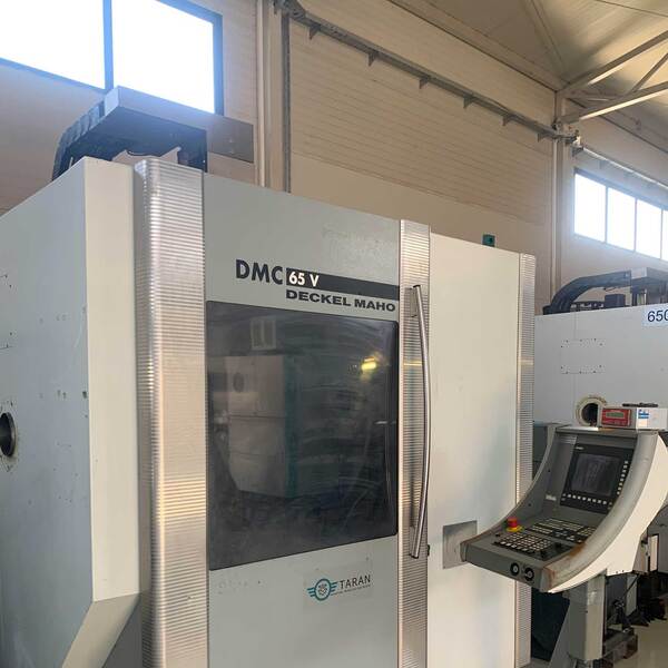 Troosna CNC glodalica DECKEL MAHO DMC 65V
Radna zapremina:
X = 650 mm, Y = 500 mm, Z = 500 mm

Obrada:
Čelik, Obojeni metali, Plastika